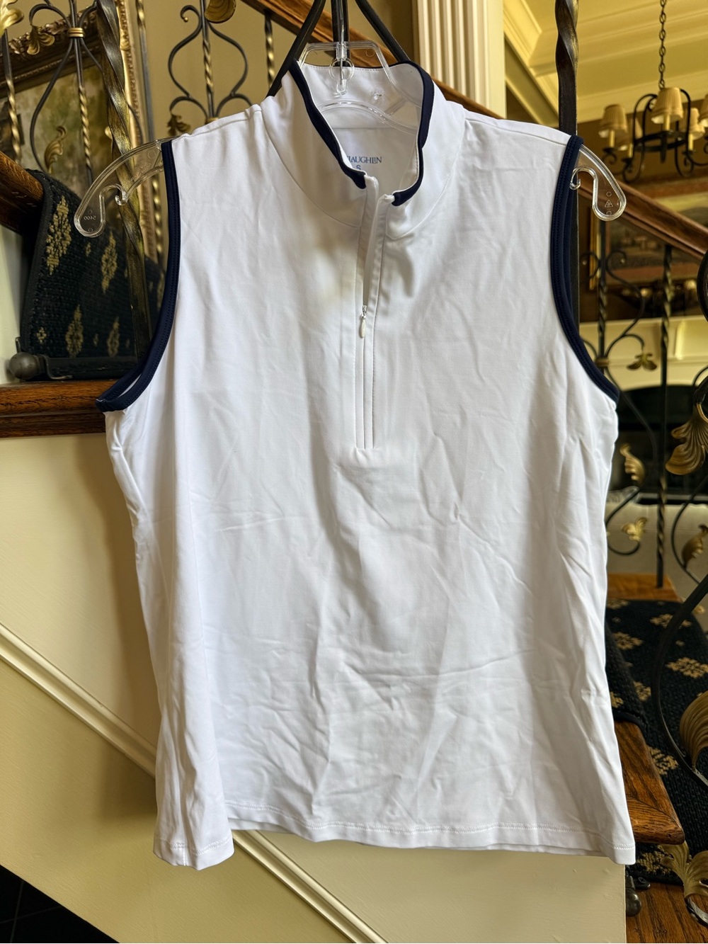 J.McLaughlin Short sleeve 3/4 zip white/Navy trim top.Catalina cloth.Size S EUC